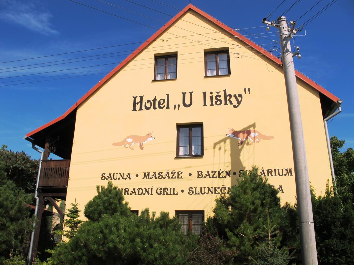 Hotel U Lisky Hostka  Exterior photo