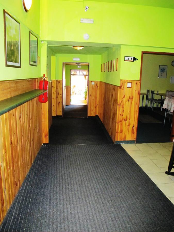 Hotel U Lisky Hostka  Exterior photo